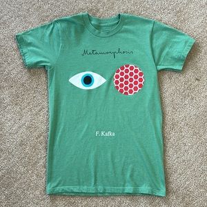 Out of Print Metamorphosis F. Kafka fitted Tee shirt Unisex/Mens XS Extra Small